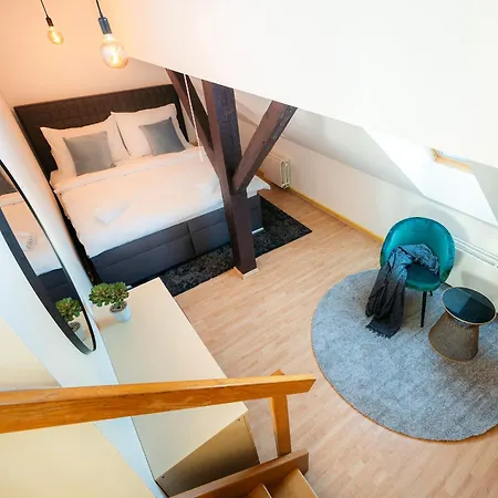 A/c Lux Rooftop 6br+3.5bath Wenceslas Square *