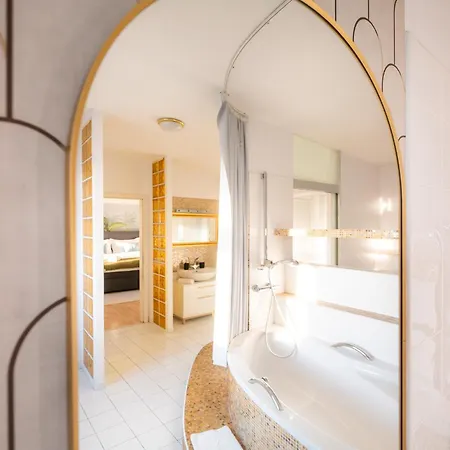 A/c Lux Rooftop 6br+3.5bath Wenceslas Square Apartament
