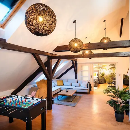 A/c Lux Rooftop 6br+3.5bath Wenceslas Square Apartament