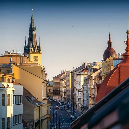 A/c Lux Rooftop 6br+3.5bath Wenceslas Square شقة براغ