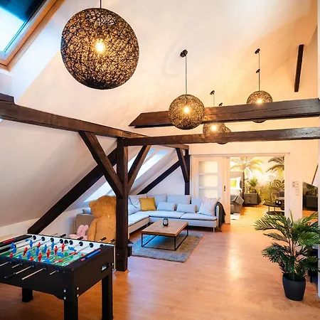 A/c Lux Rooftop 6br+3.5bath Wenceslas Square شقة