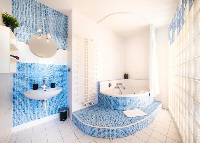 A/c Lux Rooftop 6br+3.5bath Wenceslas Square