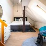A/c Lux Rooftop 6br+3.5bath Wenceslas Square