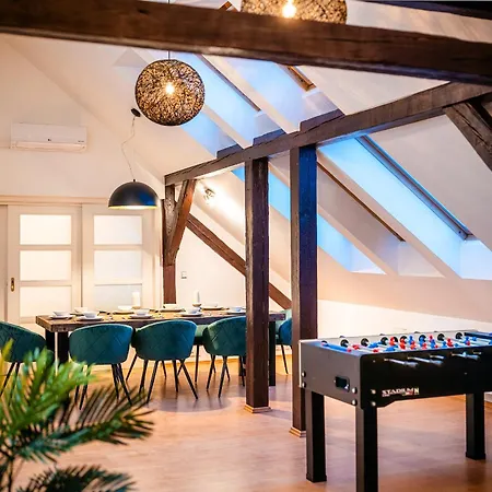 A/c Lux Rooftop 6br+3.5bath Wenceslas Square 아파트 *