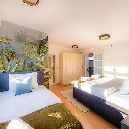 Daire A/c Lux Rooftop 6br+3.5bath Wenceslas Square Prag
