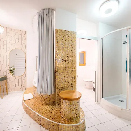 Daire A/c Lux Rooftop 6br+3.5bath Wenceslas Square *