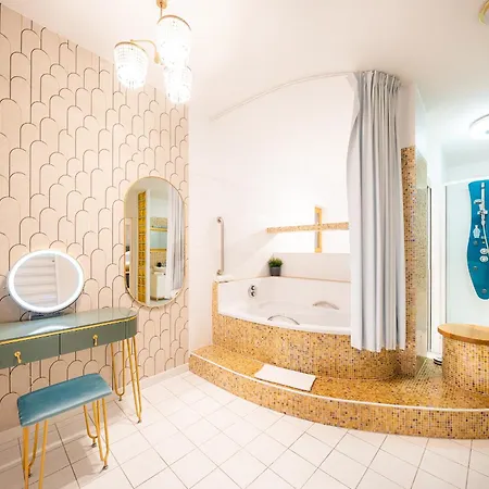 Daire A/c Lux Rooftop 6br+3.5bath Wenceslas Square